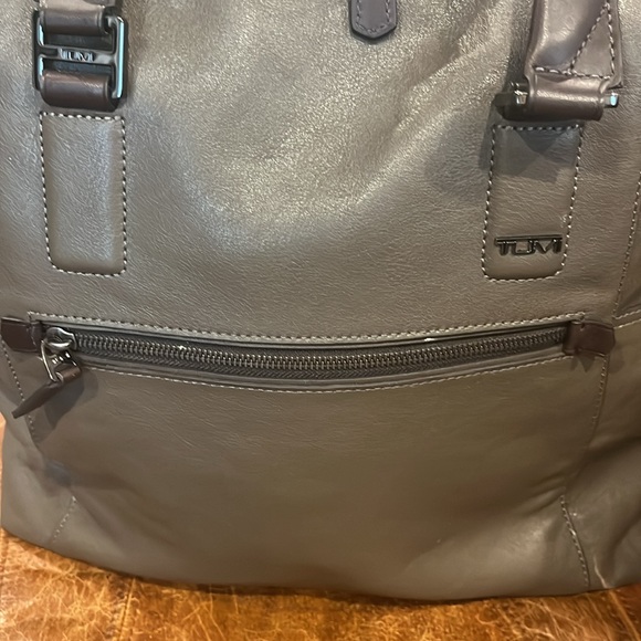 TUMI luggage carry-on - Picture 9 of 11